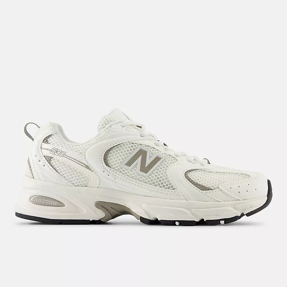 New Balance Unisex 530 Sneakers Size 6.5 men/8 women